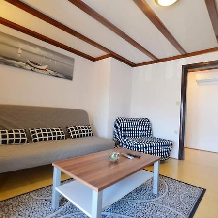 Tony Apartments Rovinj Exterior photo